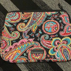 Laptop sleeve